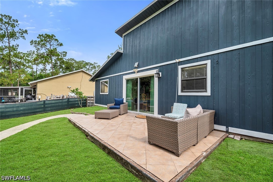 3670 6th, Naples, FL 34117