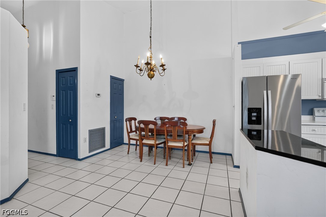 DiningArea