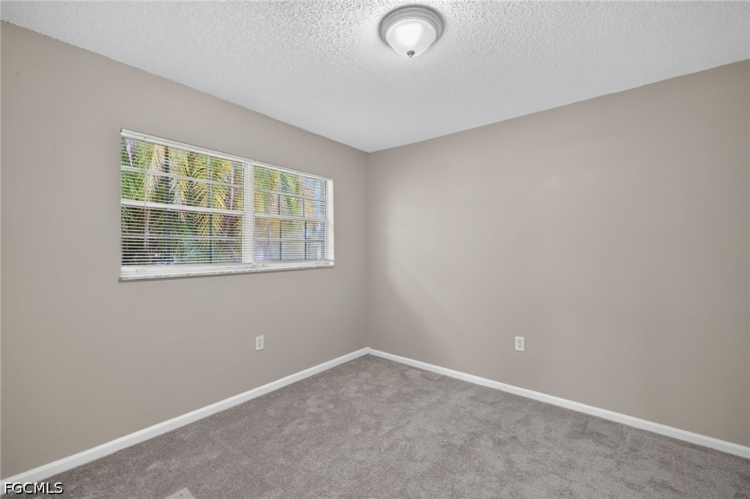 825 Courtington Unit 2, Fort Myers, FL 33919