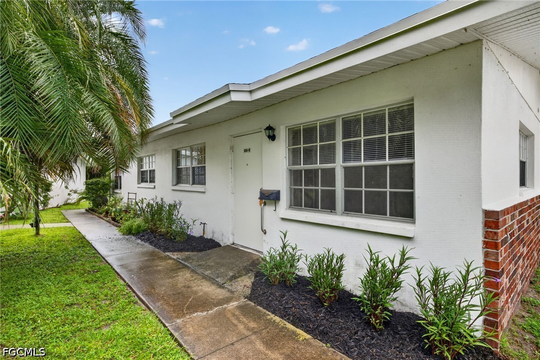 825 Courtington Unit 2, Fort Myers, FL 33919