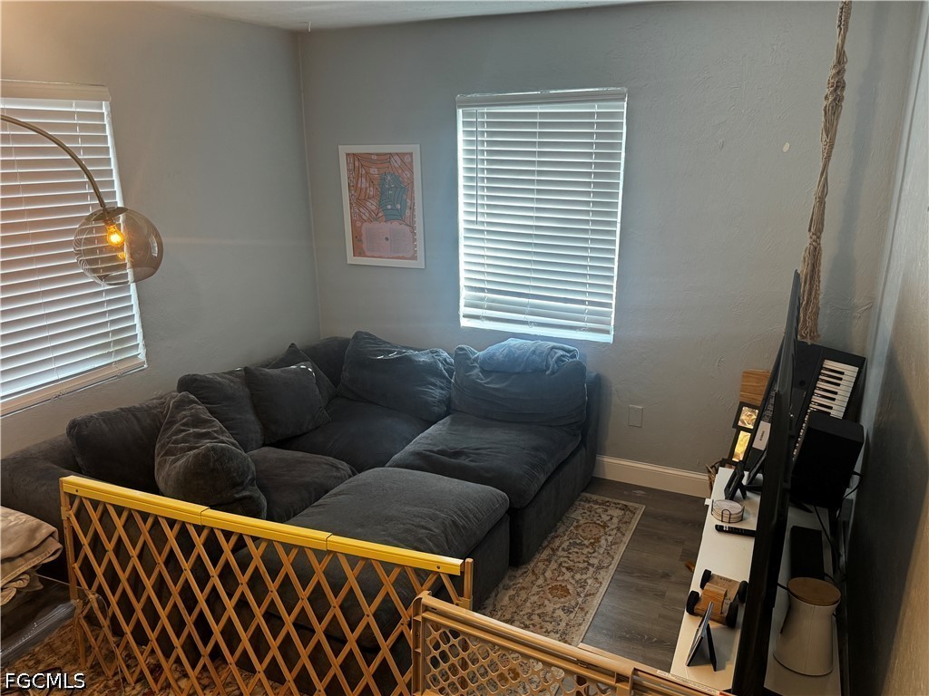2060 Bayside, Fort Myers, FL 33901