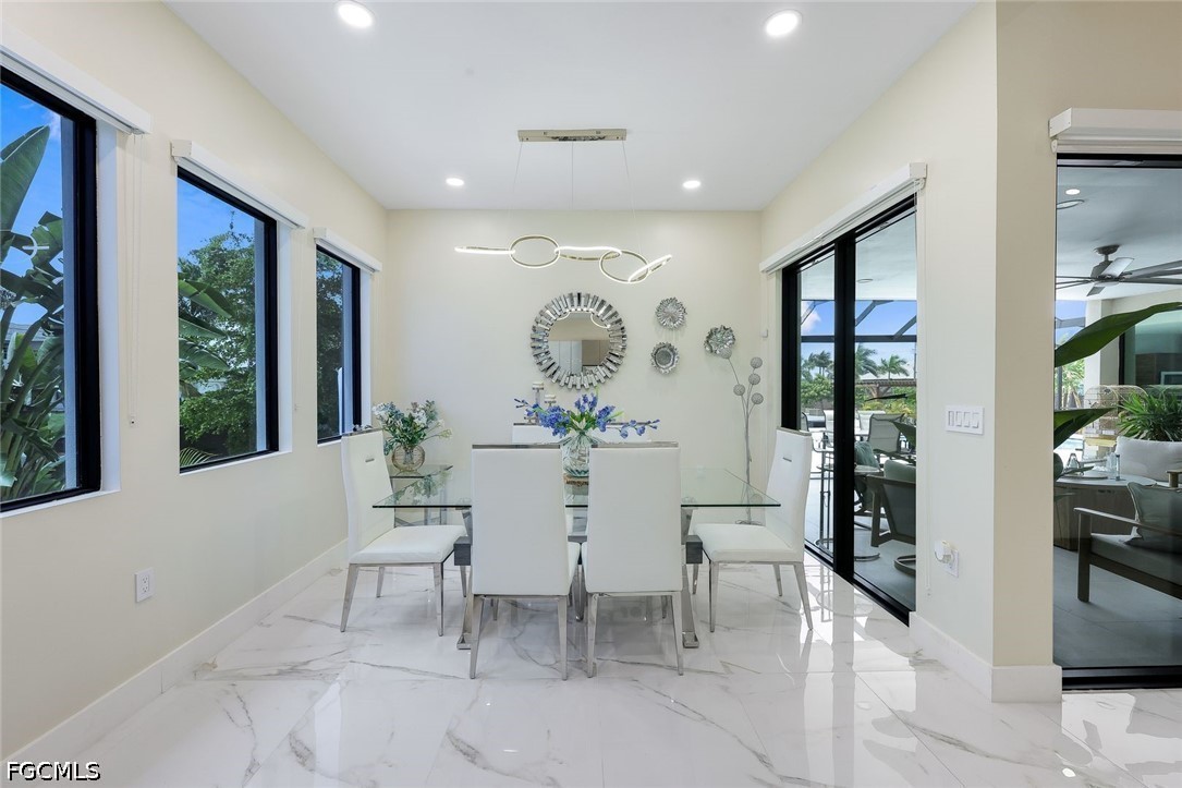 DiningArea