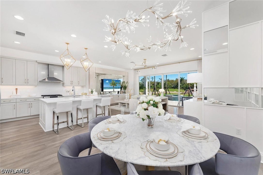 DiningArea