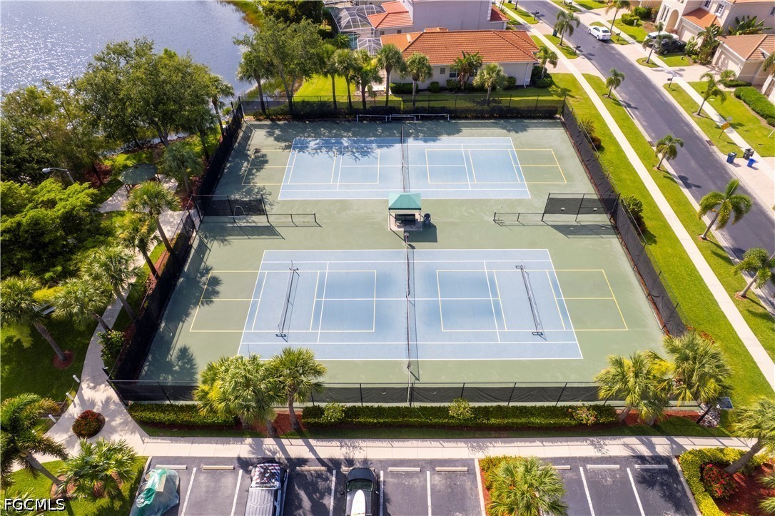 TennisCourt