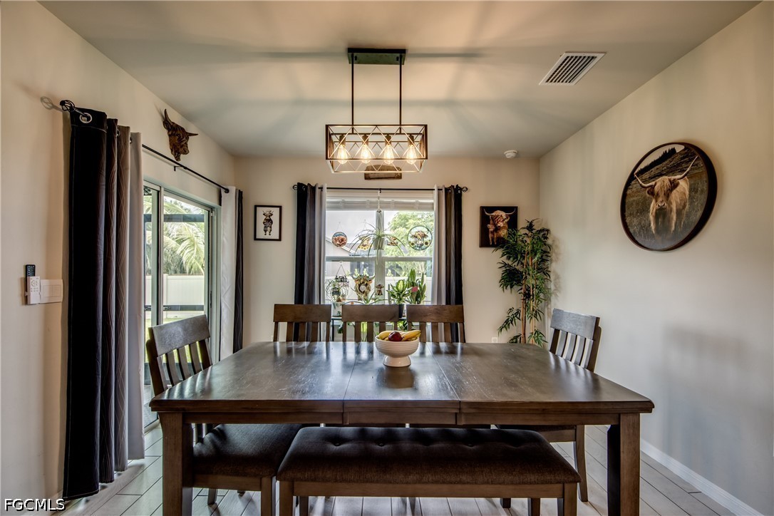 DiningArea