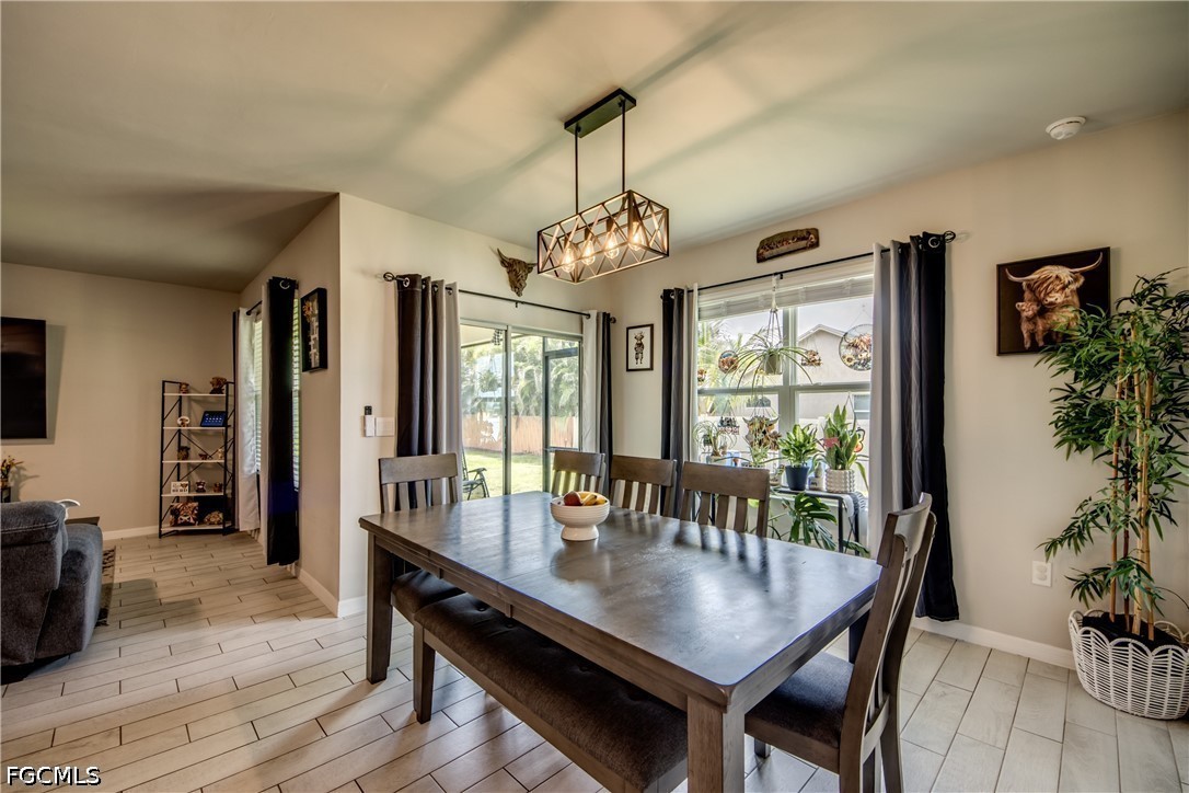 DiningArea