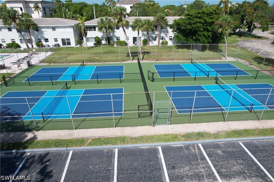 1 High Point Unit 303, Naples, FL 34103