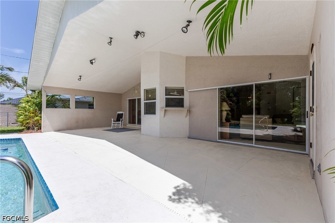 3606 Country Club, Cape Coral, FL 33904