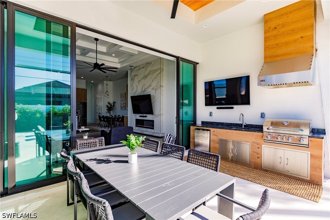 748 110th, Naples, FL 34108