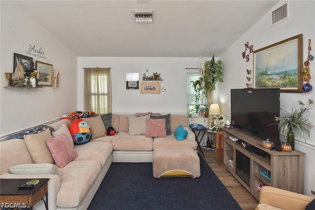 1414 18th, Cape Coral, FL 33990