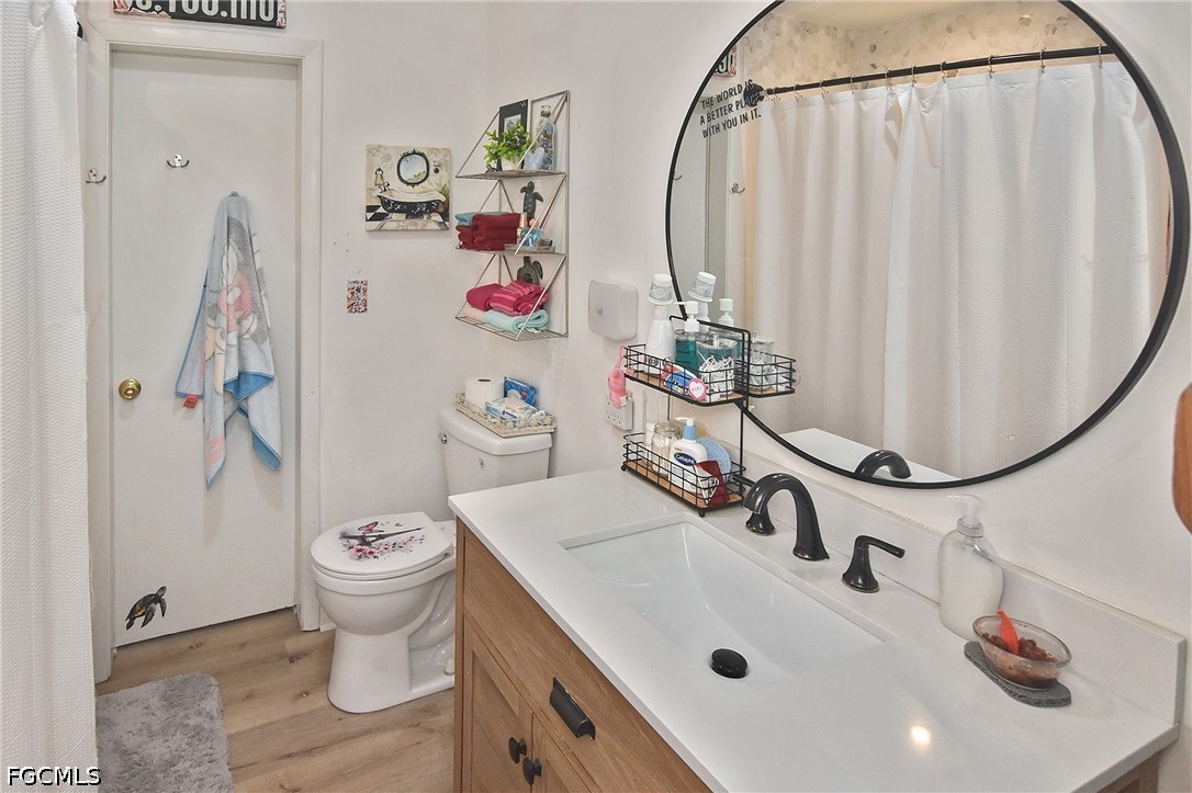 1414 18th, Cape Coral, FL 33990