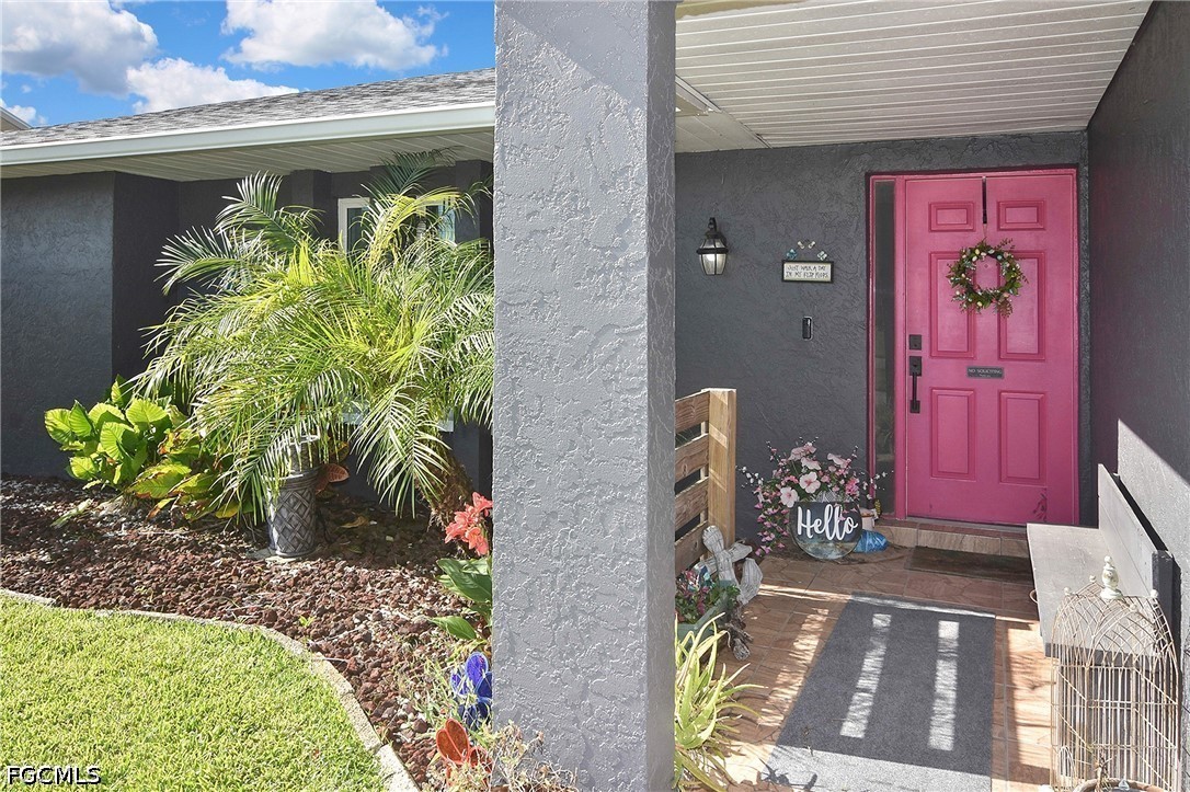 1414 18th, Cape Coral, FL 33990