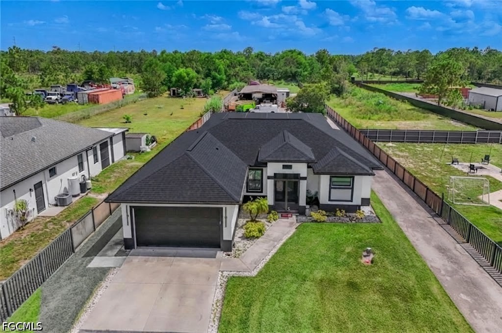 2968 41st, Naples, FL 34120