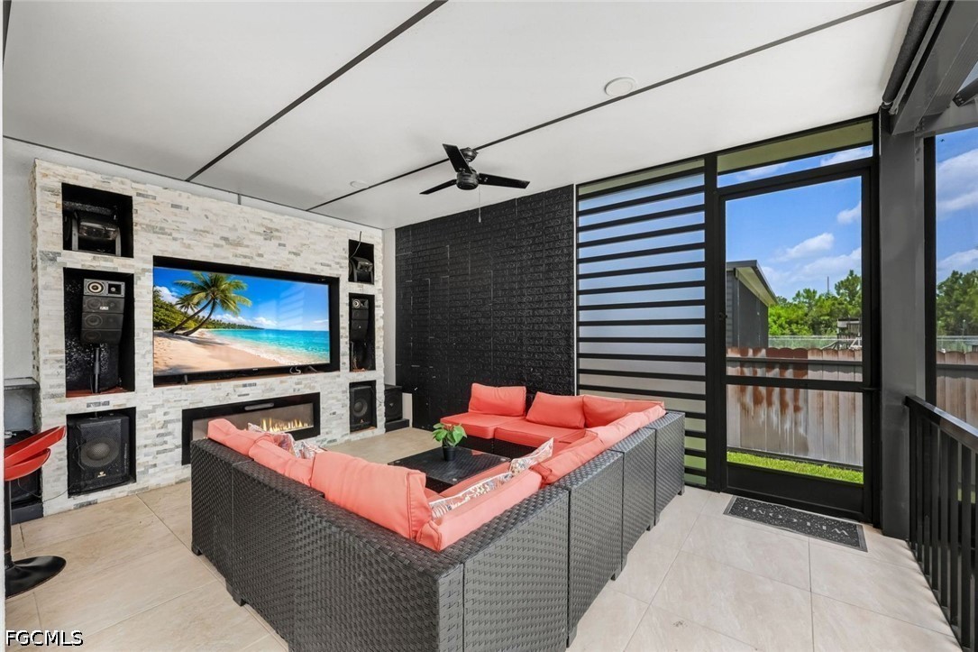 2968 41st, Naples, FL 34120