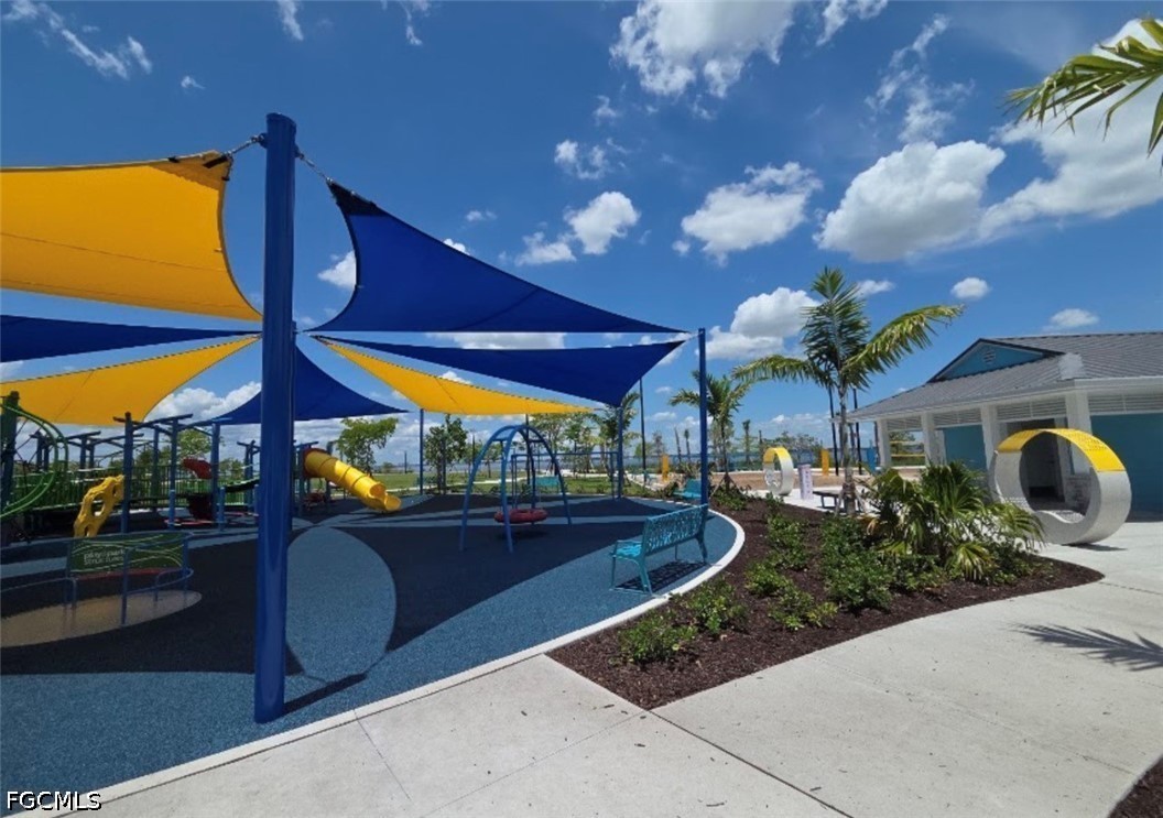 4235 20th Unit C201, Cape Coral, FL 33904