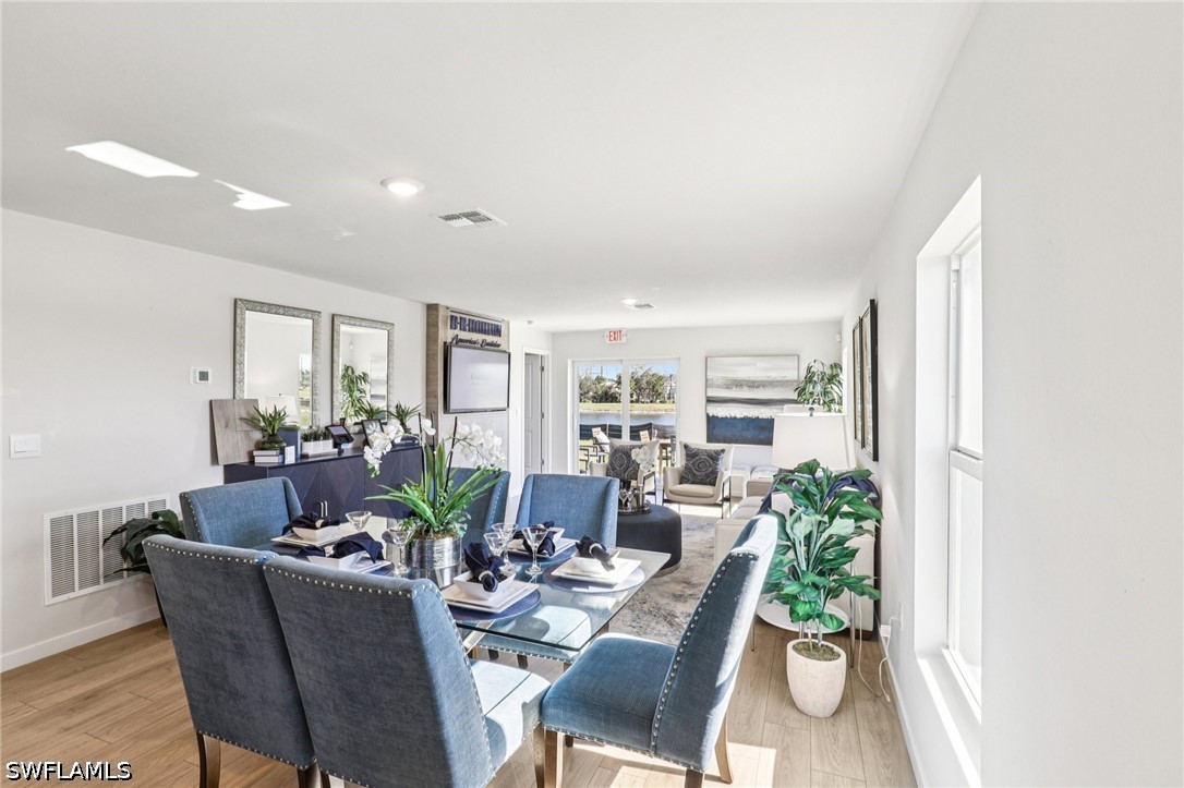 DiningArea