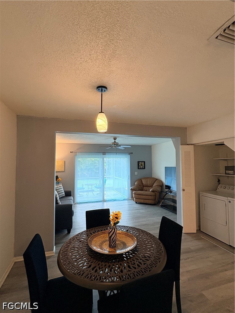DiningArea