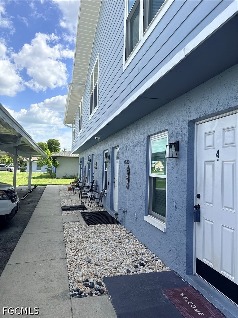 4520 8th Unit 4, Cape Coral, FL 33914