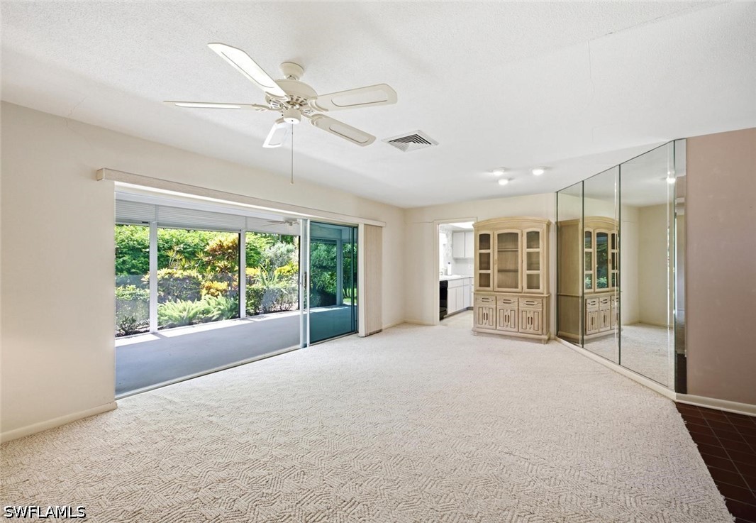 4443 Lakewood, Naples, FL 34112