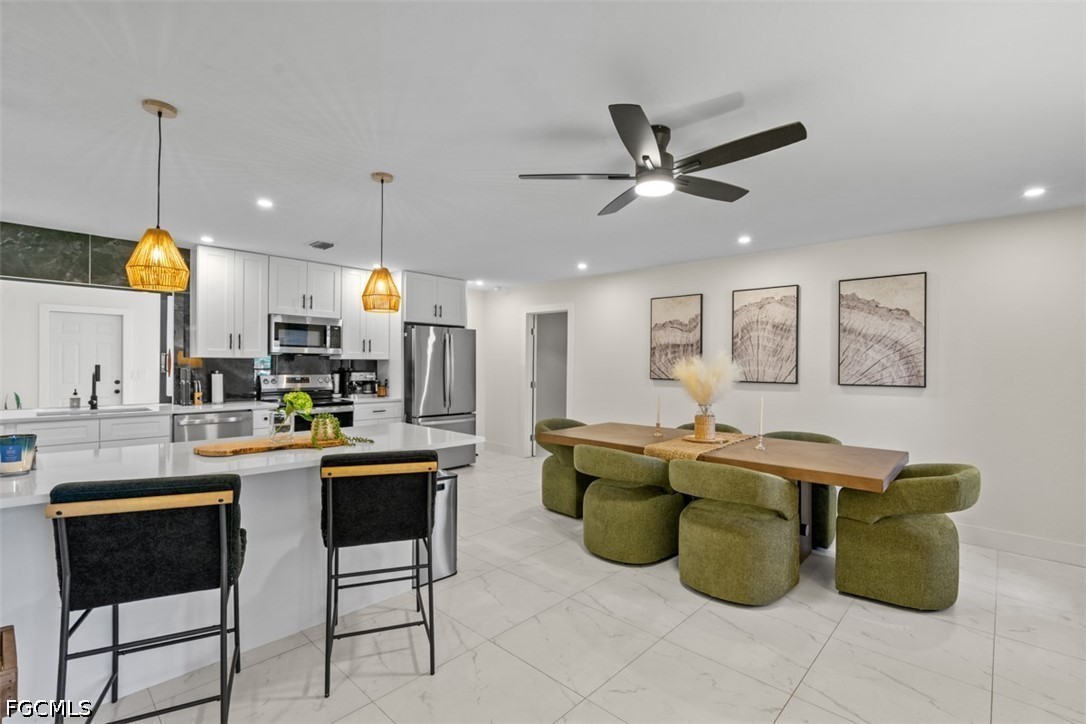 DiningArea