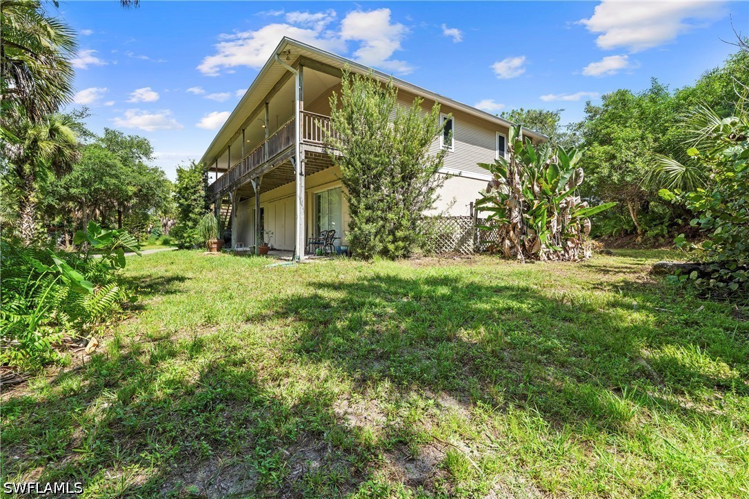 875 20th, Naples, FL 34120