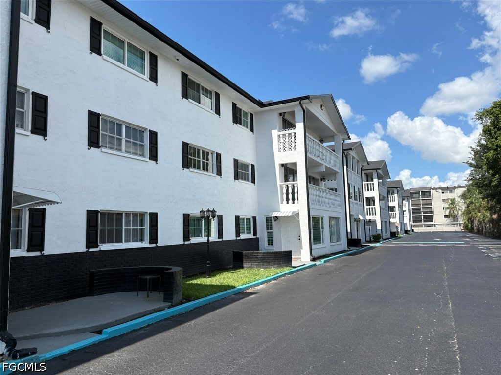 3704 Broadway Unit 214, Fort Myers, FL 33901