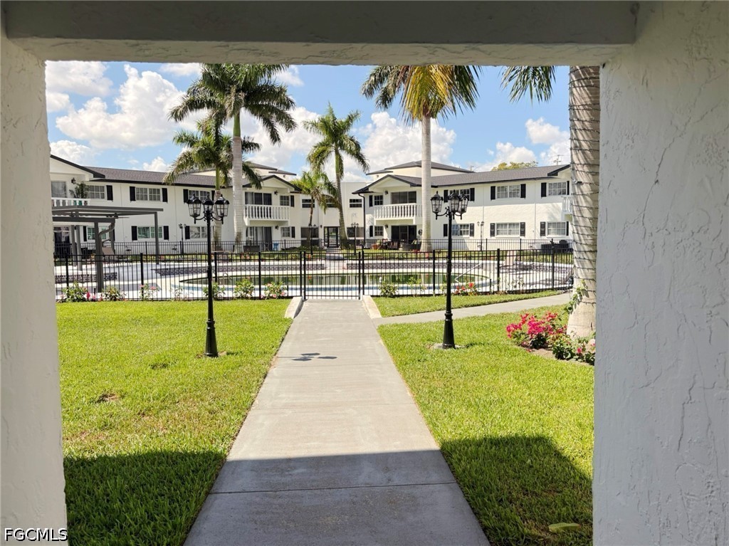 3704 Broadway Unit 214, Fort Myers, FL 33901