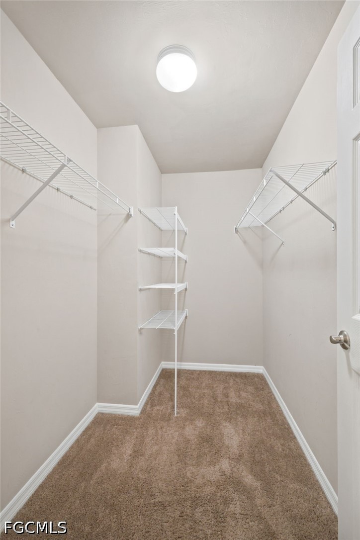 WalkInClosets