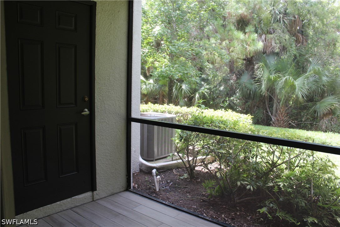 9076 Gervais Unit 403, Naples, FL 34120