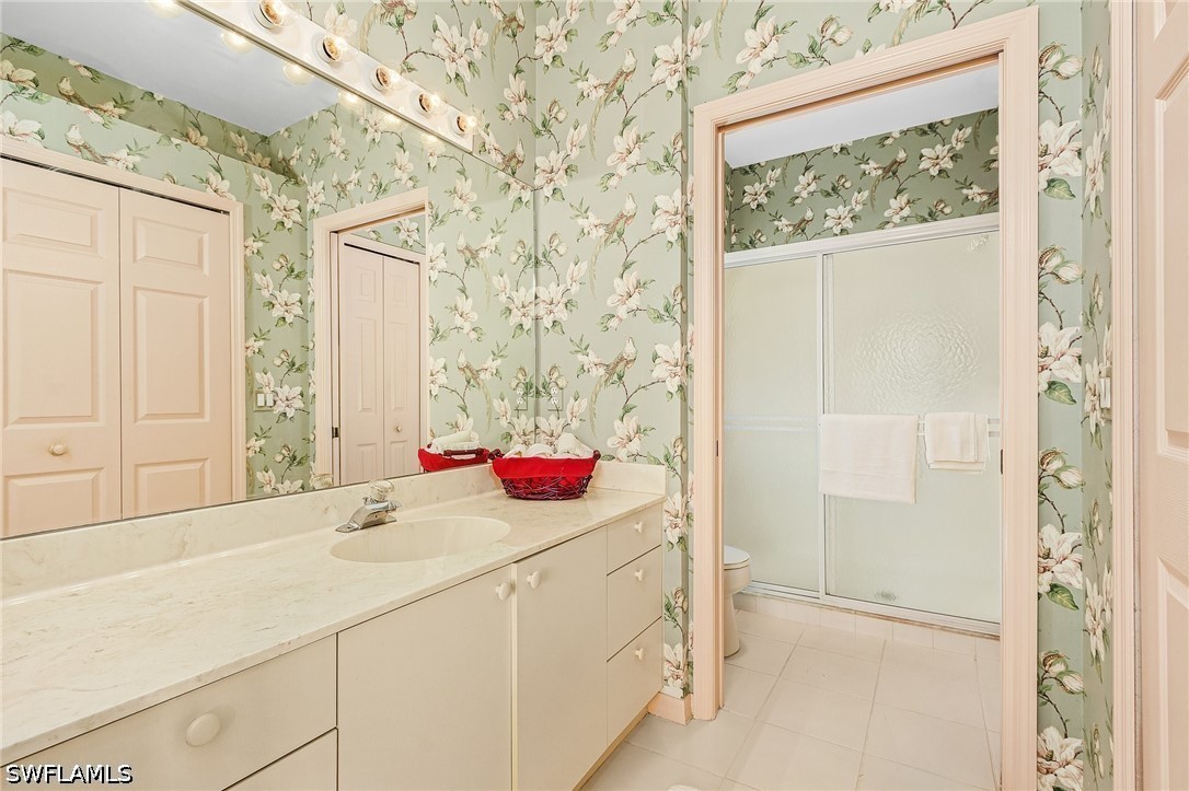 5693 Heron Unit 503, Naples, FL 34110