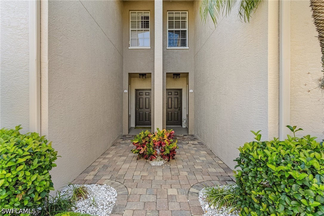 5693 Heron Unit 503, Naples, FL 34110
