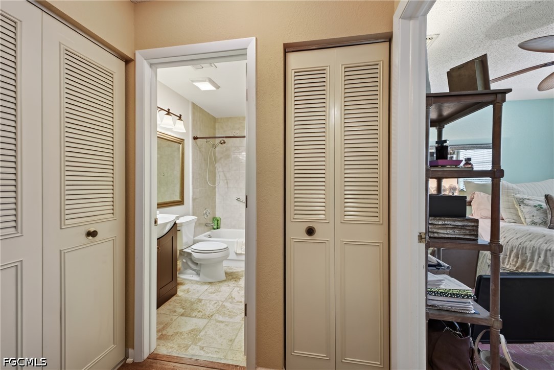 4721 Lakeside Club Unit 2, Fort Myers, FL 33905
