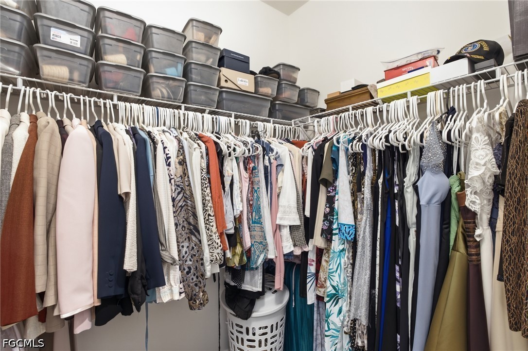 WalkInClosets