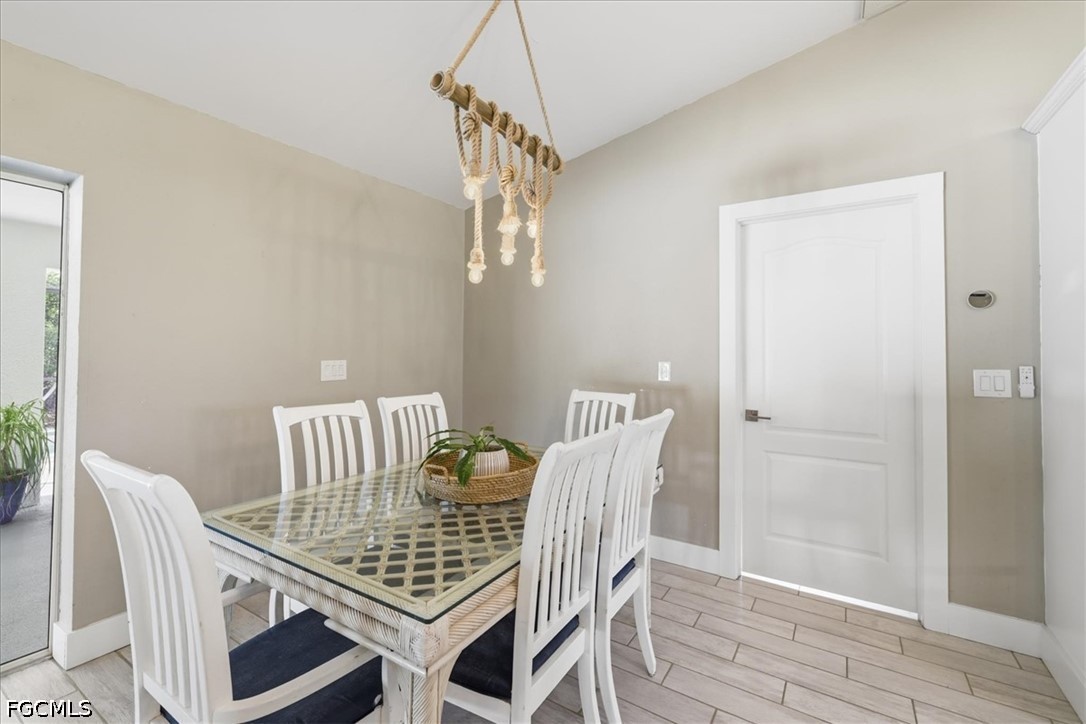 DiningArea