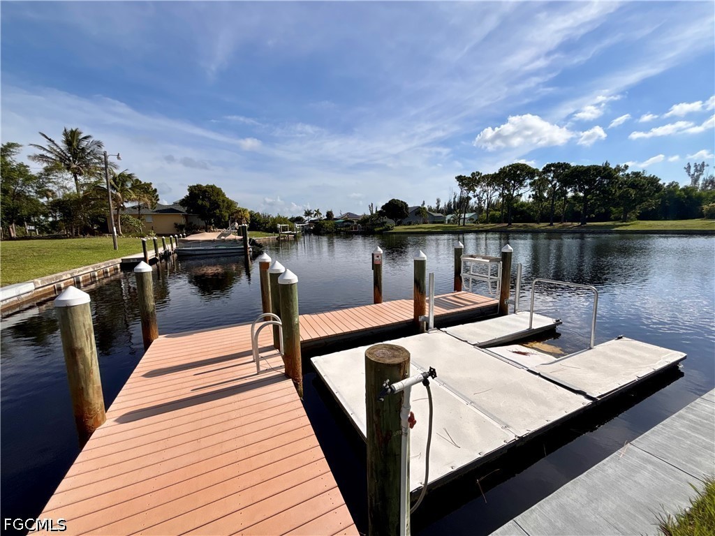 Dock