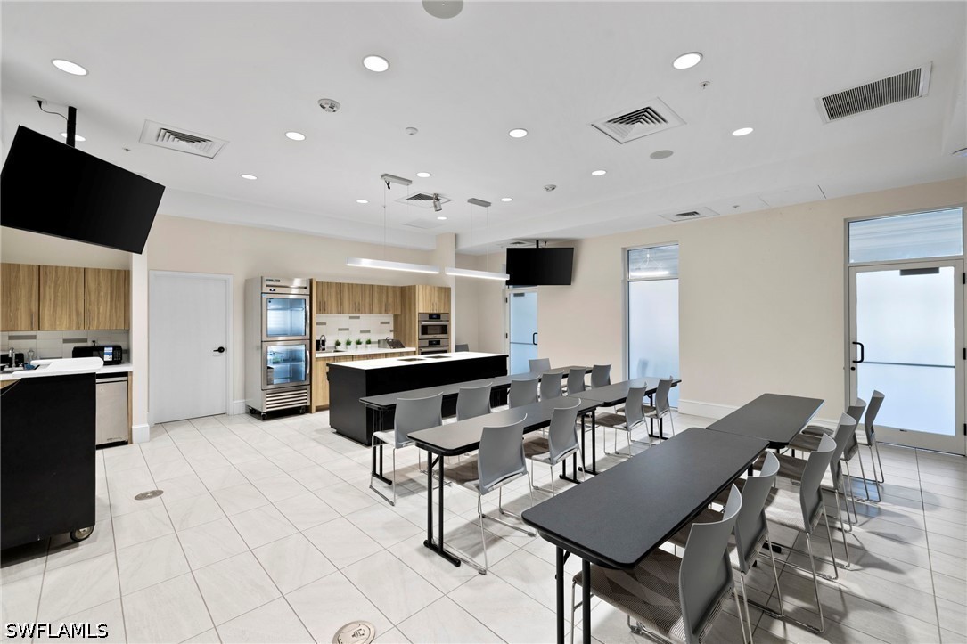 DiningArea