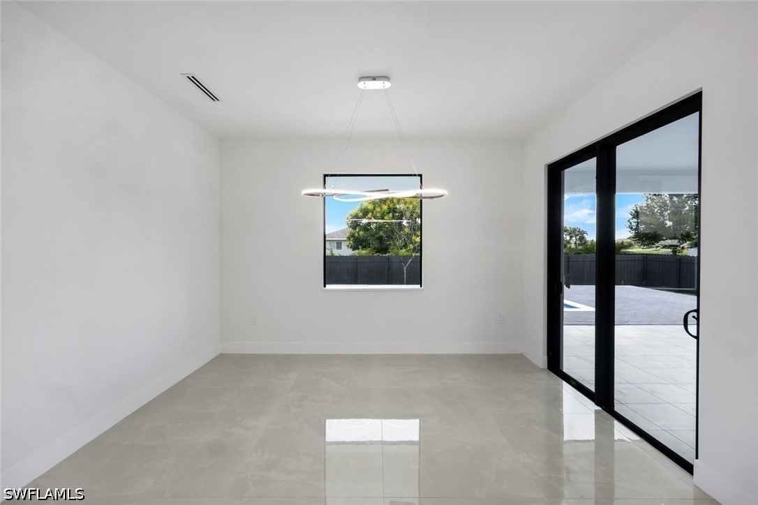2214 15th, Cape Coral, FL 33909