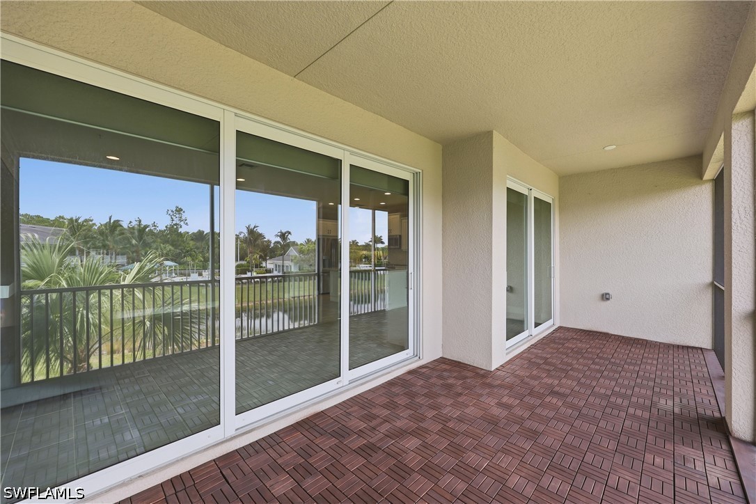 6966 Avalon Unit 908, Naples, FL 34112