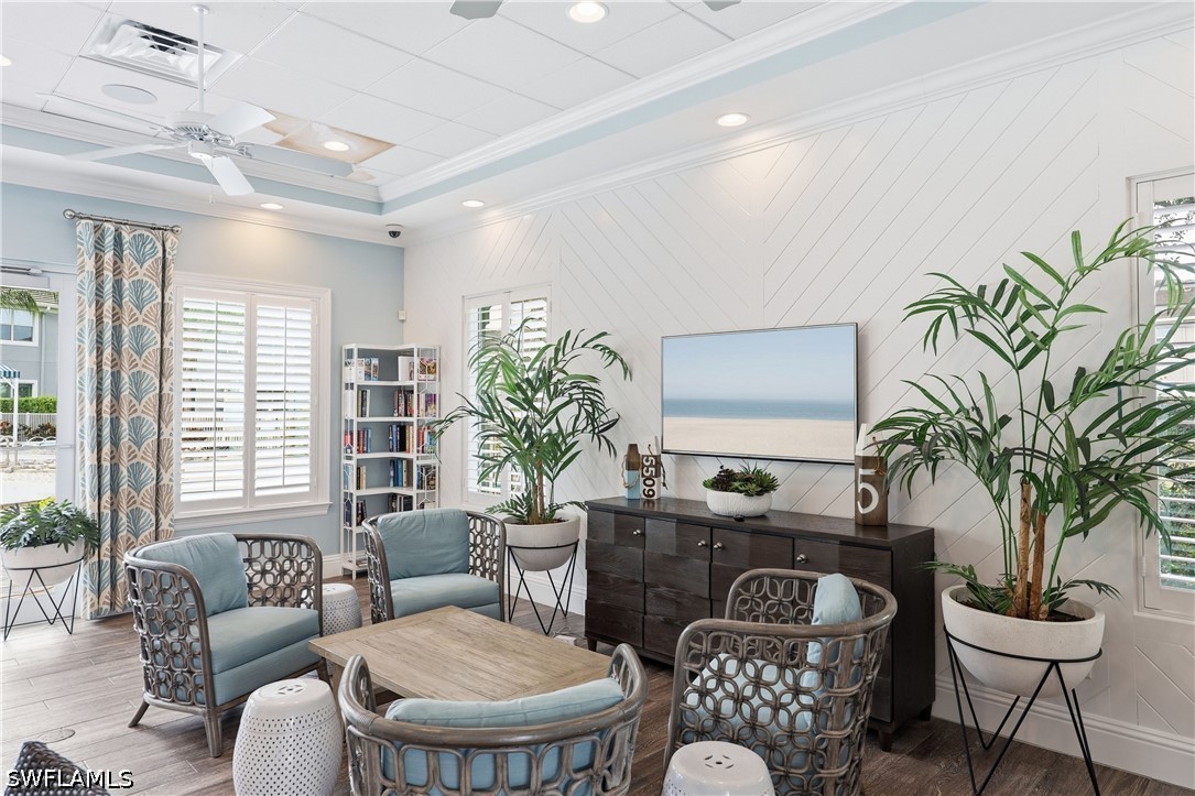 6966 Avalon Unit 908, Naples, FL 34112