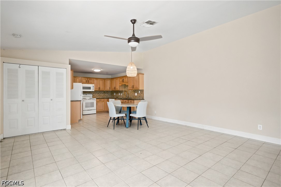 5638 Foxlake, North Fort Myers, FL 33917