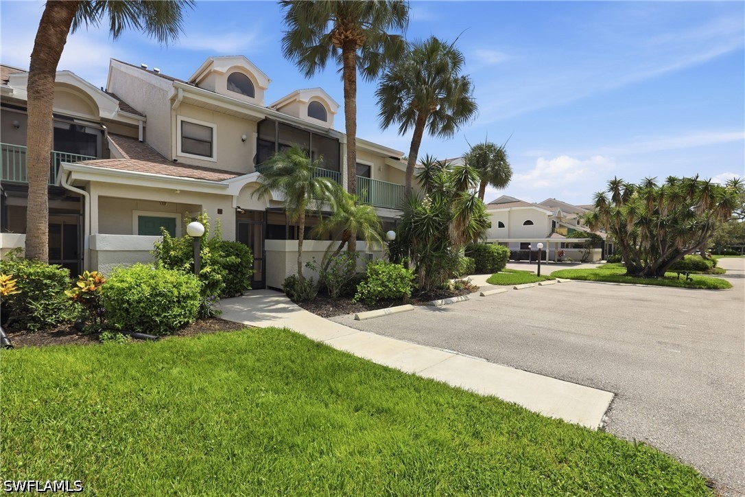 81 Emerald Woods Unit M3, Naples, FL 34108