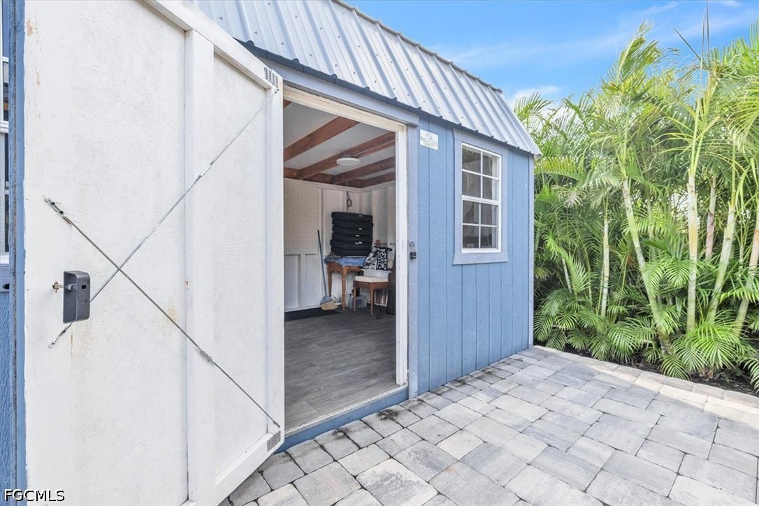 3233 21st, Cape Coral, FL 33993