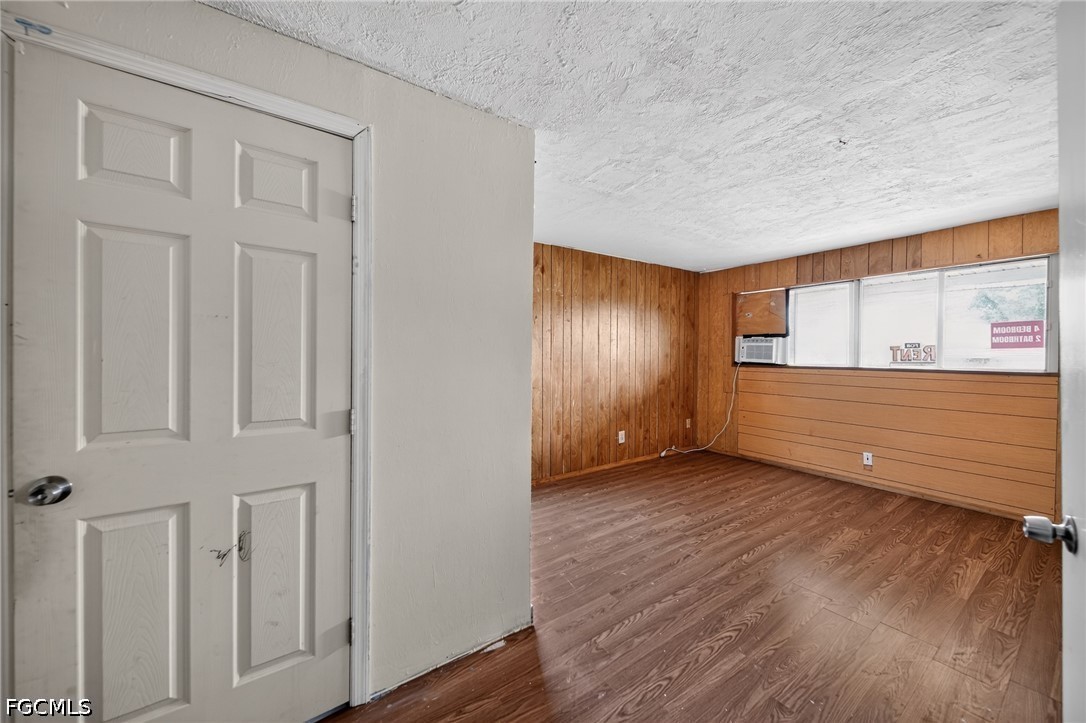 1846 Maple, Fort Myers, FL 33907