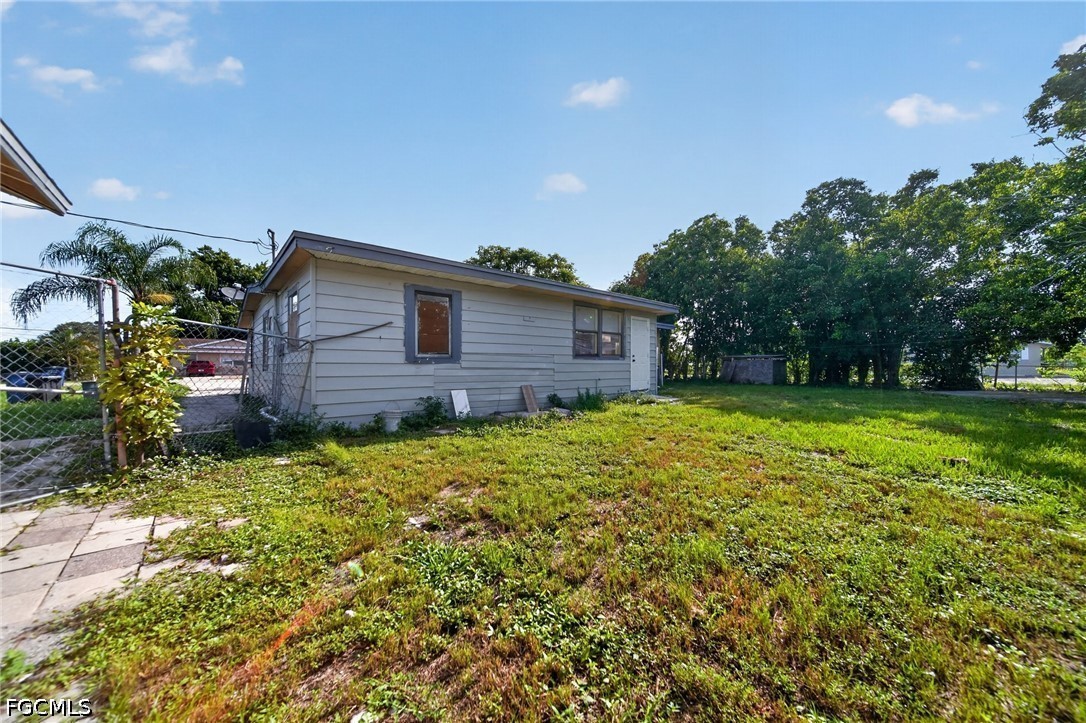 1846 Maple, Fort Myers, FL 33907