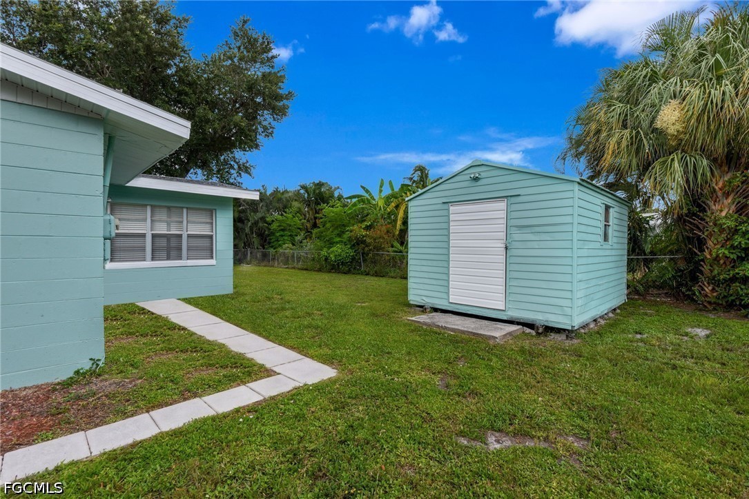 1442 Byron, Fort Myers, FL 33919