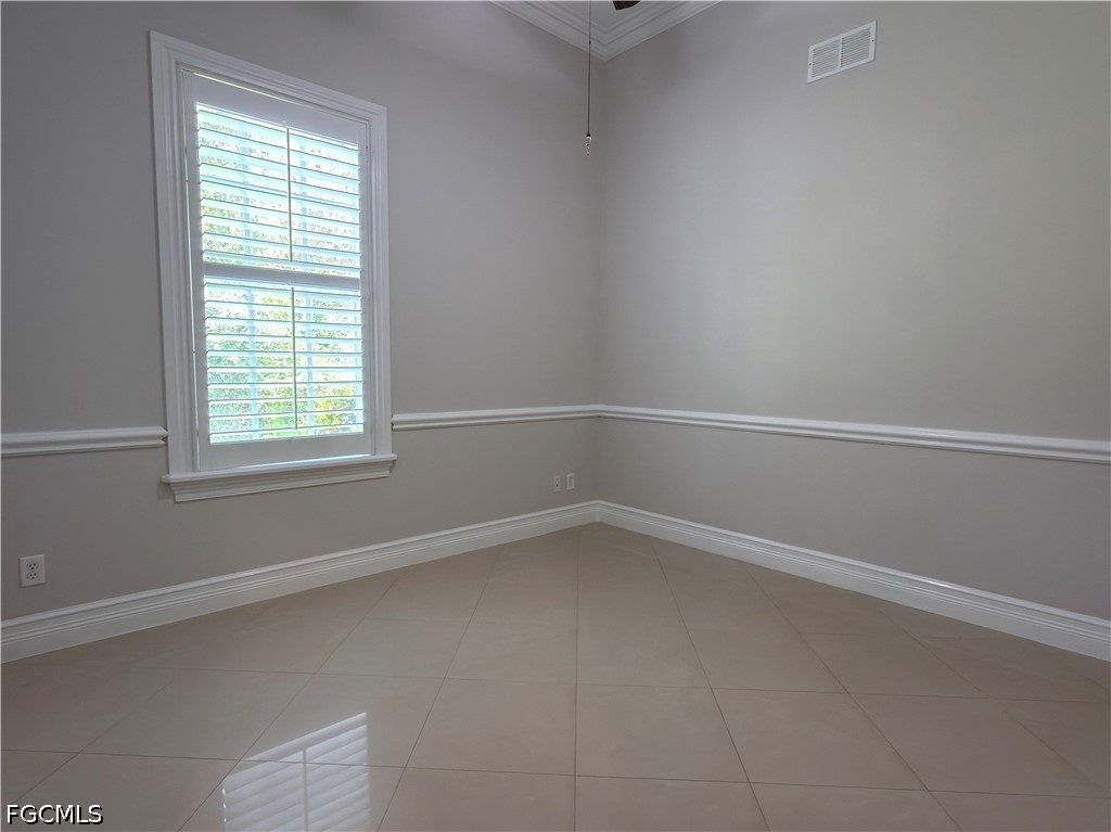 491 16th, Naples, FL 34120