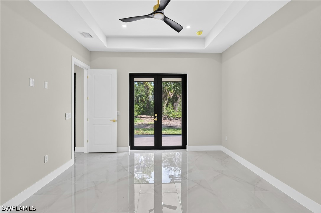 2027 18th, Naples, FL 34120
