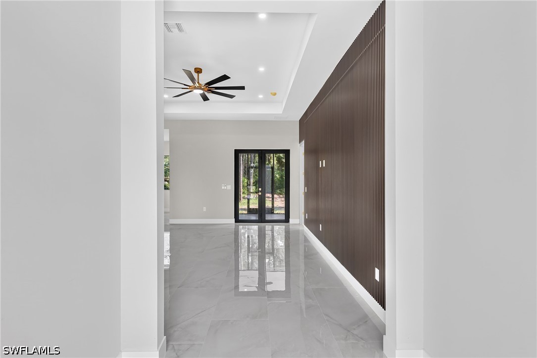 2027 18th, Naples, FL 34120