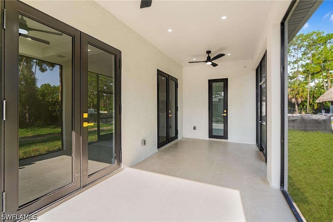 2027 18th, Naples, FL 34120