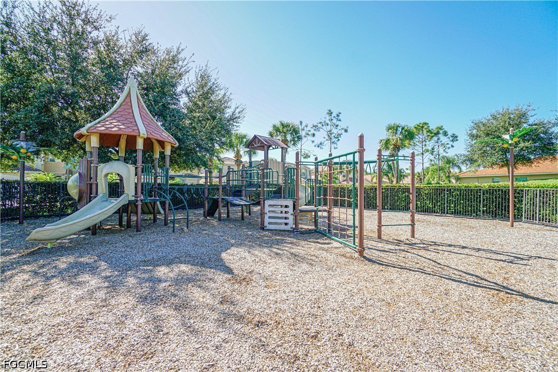 10535 Carolina Willow, Fort Myers, FL 33913